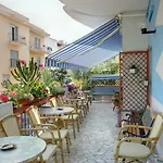 Hotel Acquazzurra 3*