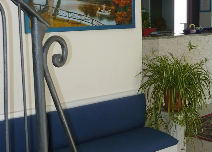 Hotel Acquazzurra 3*