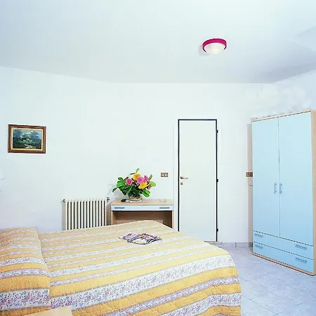 Acquazzurra Hotel 3*