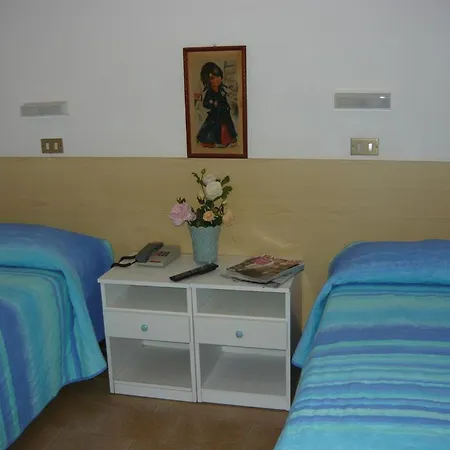 Acquazzurra 3*